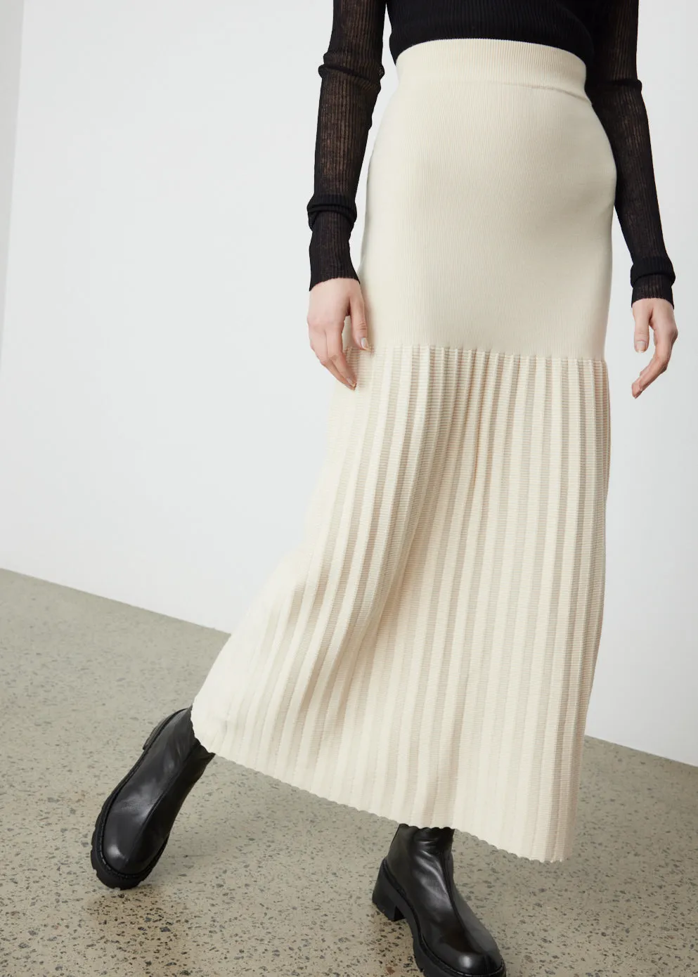 Accordion Knit Skirt