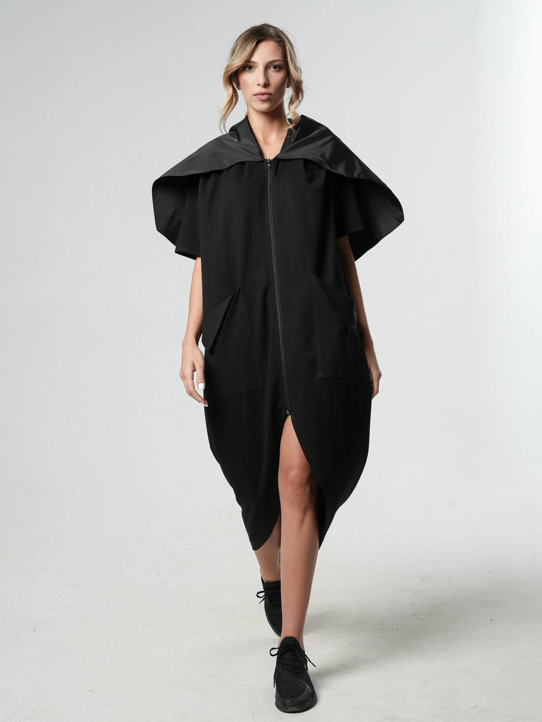 Extravagant Zipper Dress With Shoulder Cape in Black