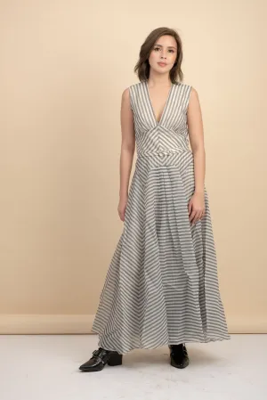 Holiday 21 Maxi Dress