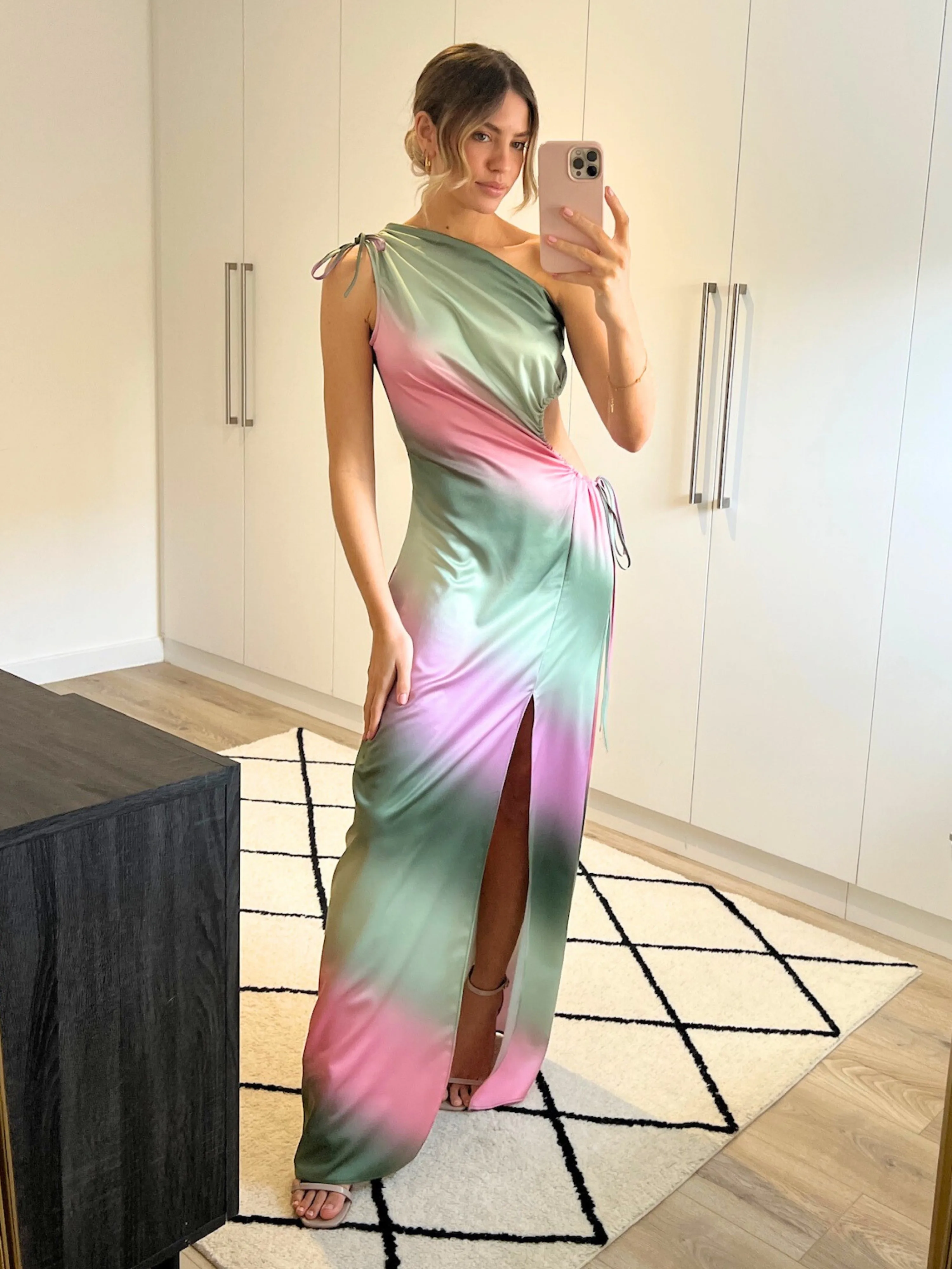 Jovie Cut Out Maxi Dress / Ombre