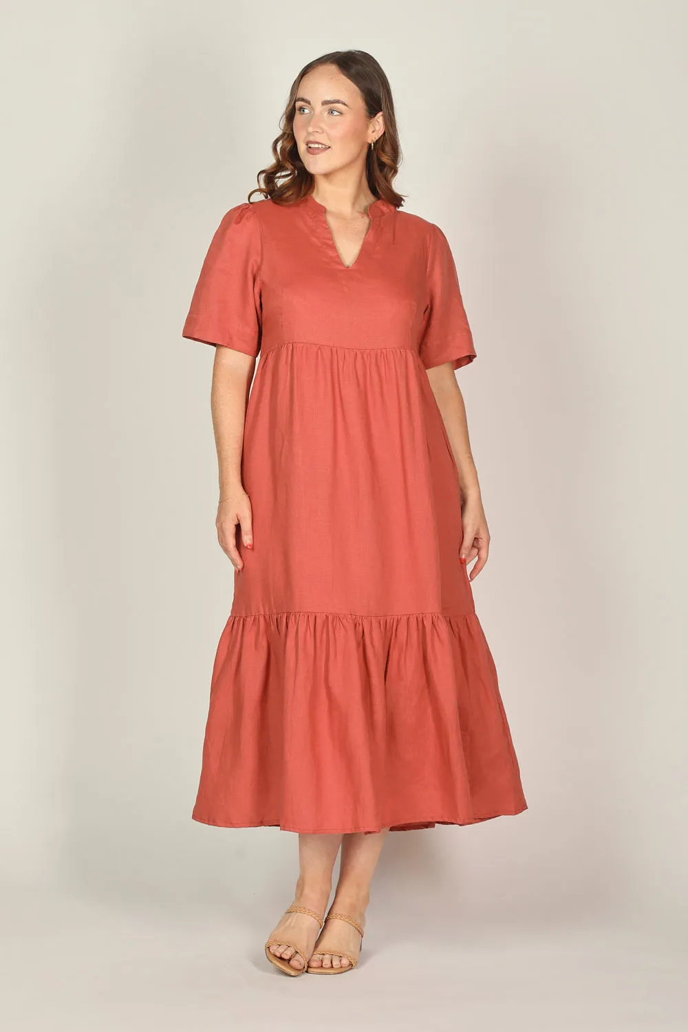 Sabre Linen V-Neck Dress in Desert Rose