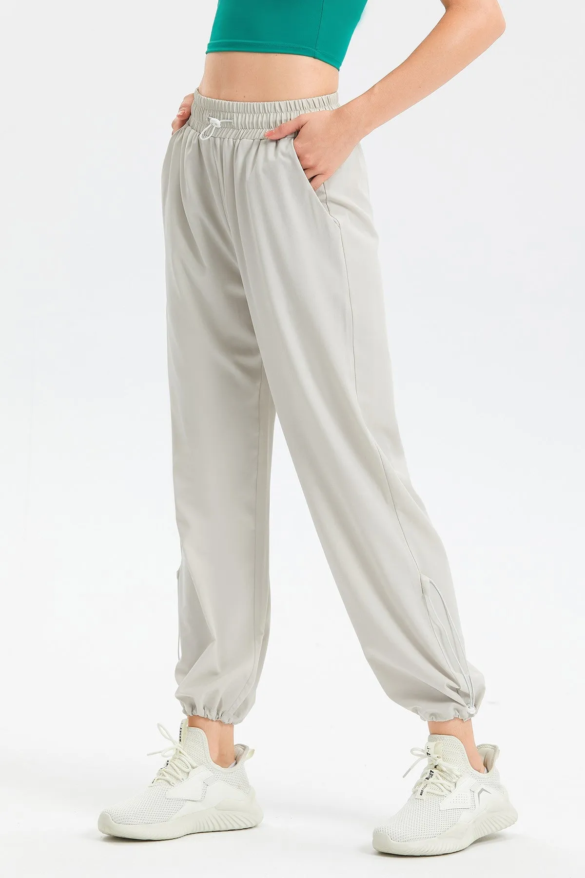 Tapered Jogger Scrub Pants with Adjustable Drawstring