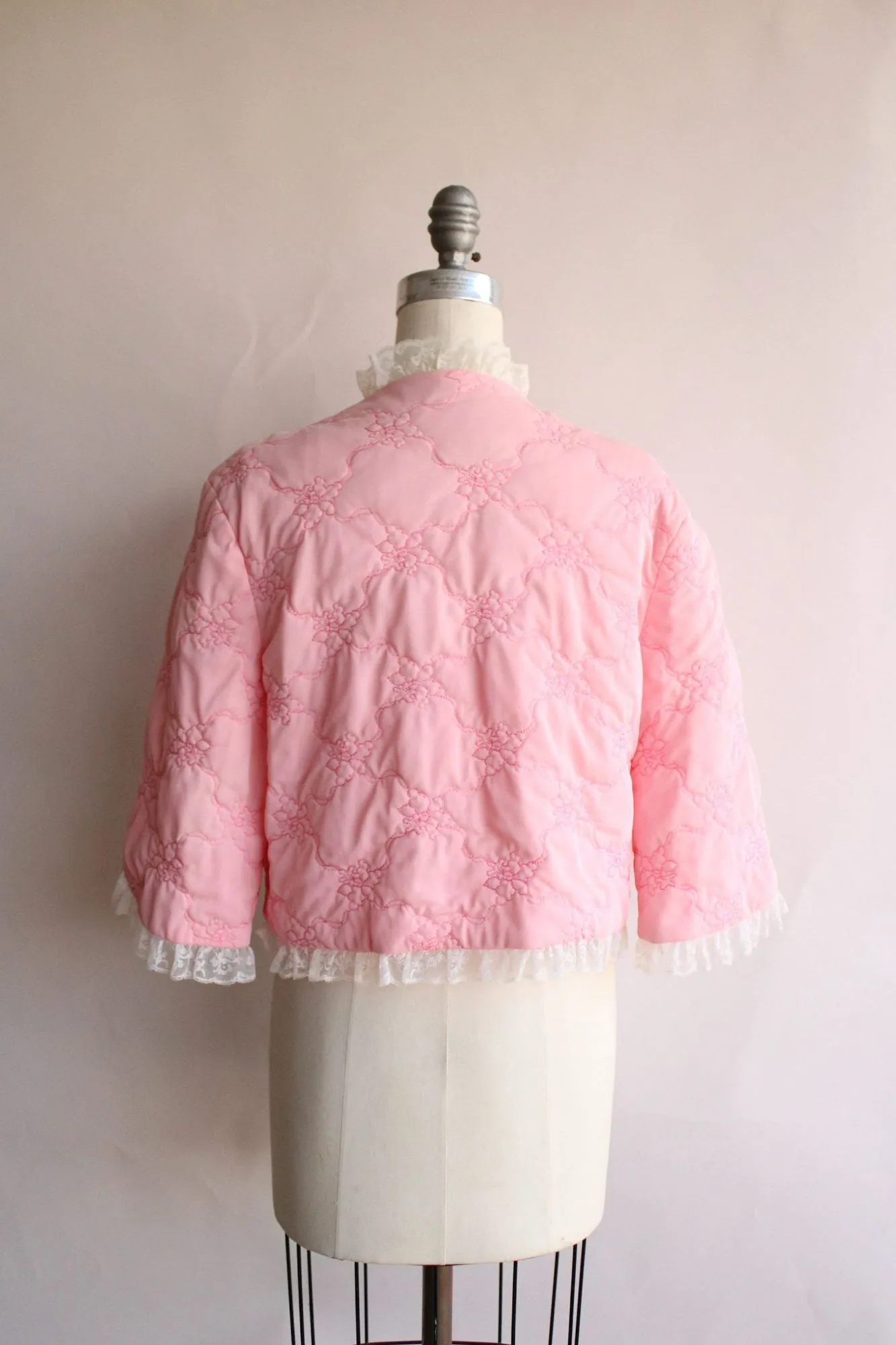 Vintage 1960s Pink Quilted Bed Jacket by Vanity Fair